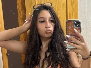 Streamate Adult Webcam of MaeveSun
