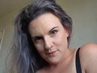 Streamate Private Sex Chat of CurvyMaskedBabe