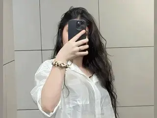 Streamate Sex Cam of Roshi_Love