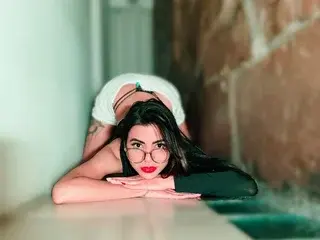 Streamate Free Live Porn of IsisRoosexx