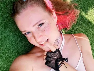 Streamate Free Porn Cam of AmeliaCutie69