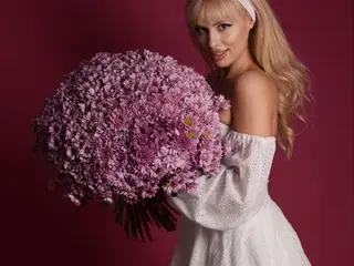 Streamate Best live sex cam show of AdelineKing