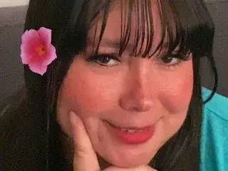 Streamate Sex Chat of CuttieEsmeralda