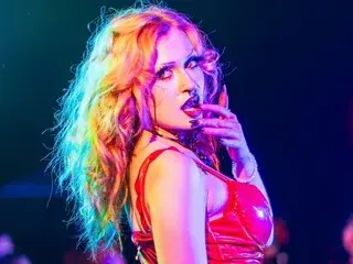 Streamate Watch Live Sex Cams of karmakitten333