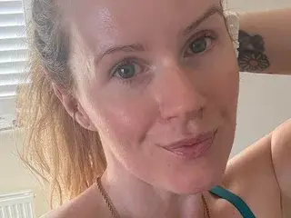 Streamate Live Porn of RedHeadRosie