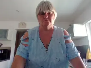 Streamate Free Porn Cam of Lionnecaline