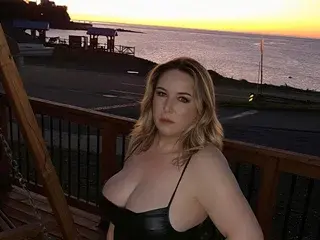 Streamate Free Porn Cam of TITANIC_TITS