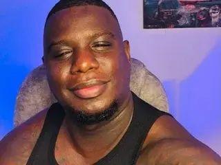 Streamate Watch Live Sex Cams of MuscularJohn