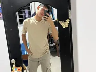 Streamate Private Sex Chat of Babyynoahtt