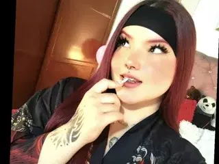 Streamate Sex Cam of EvelinnRuiz