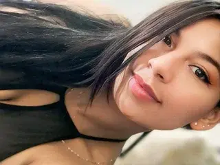 Streamate Adult Video Chat of Yasmine_Tapias