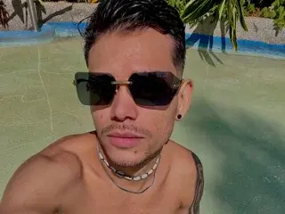 Streamate Best live sex cam show of Pitter_Thompson31