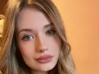 Streamate Free Porn Cam of SidneyGoddess