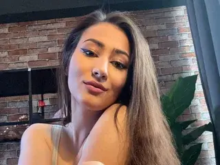 Streamate Adult Webcams of IsoldeBlis