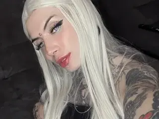 Streamate Watch Live Sex Cams of PvnkyFox