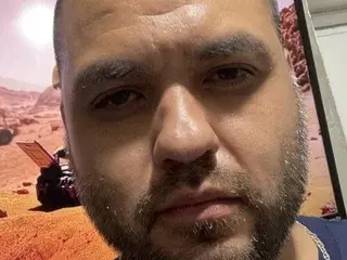 Streamate Sex Chat of Ehdgher64