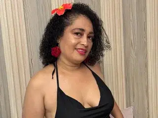 Streamate Free Porn Cam of Bianca_Milf