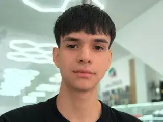 Streamate Free Porn Cam of maxim_rod