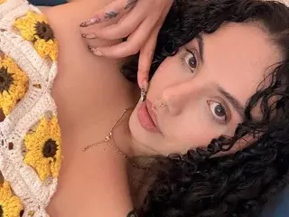 Streamate Free Porn Cam of AlanaBianco
