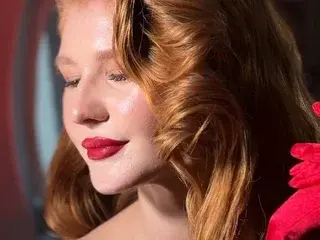 Streamate Live Sex Cam of Juli_Ginger