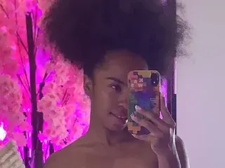 Streamate Sex Chat of Emma_Lovve