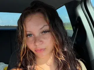 Streamate Nude Webcam of TattedPhoenixx