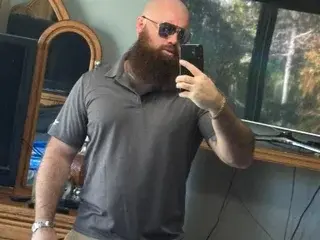Streamate Free Porn Cam of Beard69drip