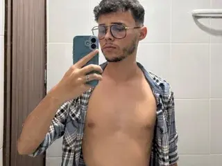 Streamate Live Sex of ALHAN_SILVER