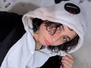 Streamate Live Porn of LittleMike27