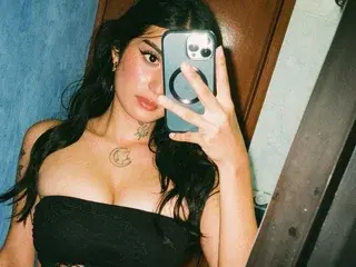 Streamate Free Porn Cam of CelineCarter