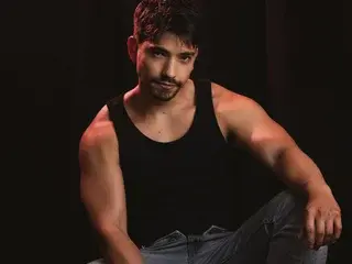 Streamate Free Live Porn of Ian_Davis