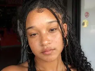 Streamate Private Sex Chat of NaughtyMe19