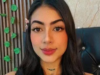 Streamate Live Porn of GabyyAmore