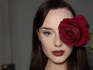 Streamate Watch Live Sex Cams of LadyHennieFaye