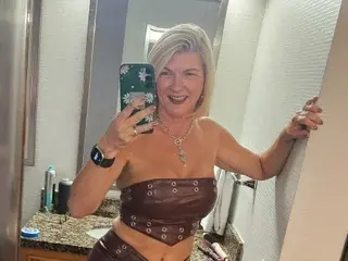 Streamate Adult Webcams of Prettypetunia52