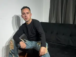 Streamate Live Sex of big_dicktop23