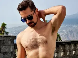 Streamate Sex Cam of AntonioWest