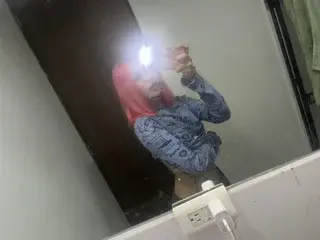 Streamate Free Live Porn of SophieeeXX
