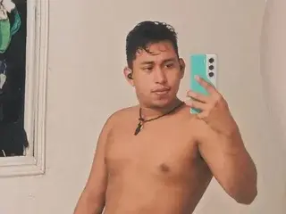 Streamate Adult Webcam of Lyoneiber
