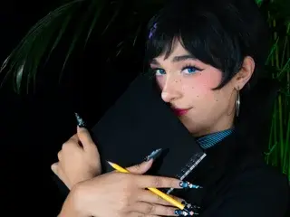 Streamate Free Porn Cam of Mikavelvet777