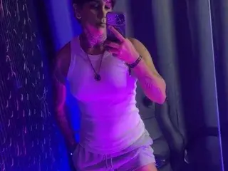 Streamate Free Porn Cam of ZhoeSexyGirl