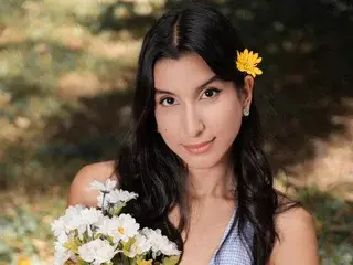 Streamate Watch Live Sex Cams of IsabellaQueens