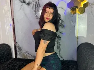 Streamate Live Sex Cam of MeghanBrookss
