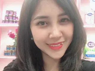 Streamate Live Porn of MinaBeii