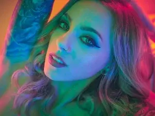 Streamate Nude Webcam of AstridLuxe