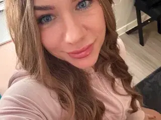 Streamate Best live sex cam show of Miss_Trisha_XO