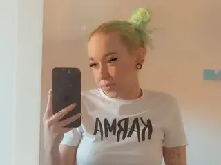 Streamate Free Porn Cam of Harlie_Cannon