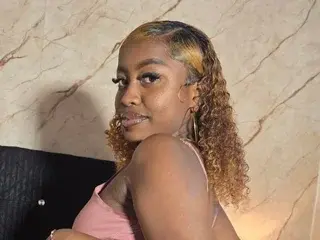 Streamate Free Porn Cam of erika_lyrics