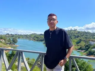 Streamate Free Live Porn of CamiSantos