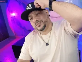 Streamate Private Sex Chat of Bigass_Bear